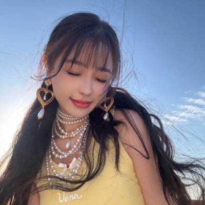 济慈和他的夜莺：盲目约会 海报